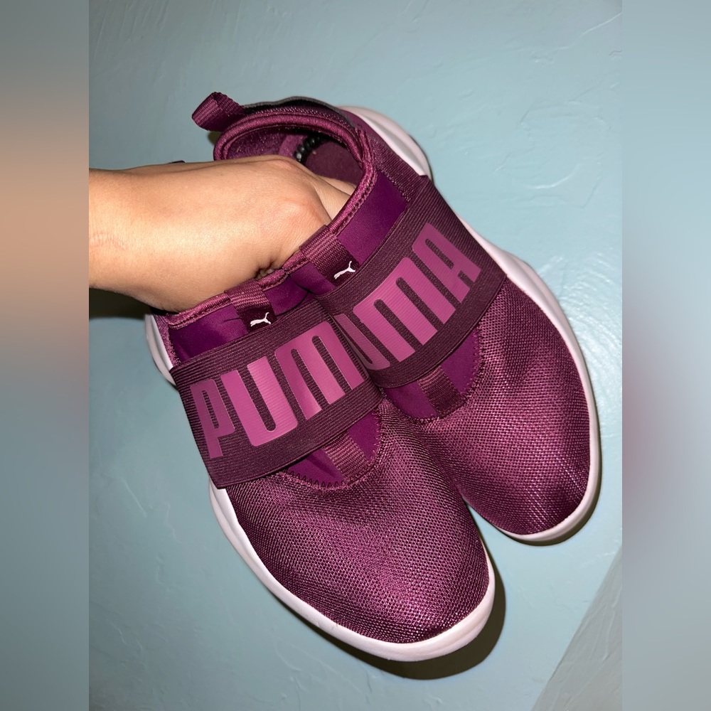 PUMA Sneakers | Women Size 8 | Slide On | Purple